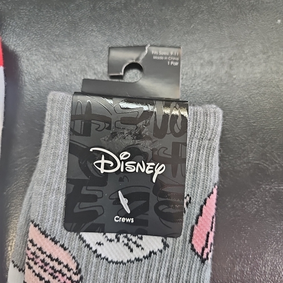 NWT 2 Pairs Women's Disney Crew Socks Aristocats & Toy Story Hot Topic Size 9-11 - Picture 5 of 7
